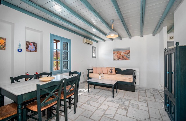 Holiday Home 'Ammos 1' with Private Terrace, Balcony and Air Conditioning