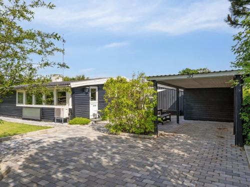 Holiday Home Antonie - 700m from the sea by Interhome