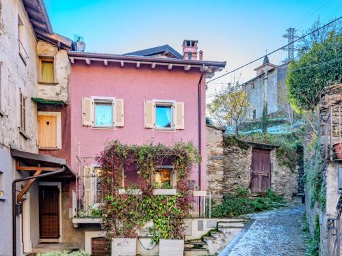 Holiday Home Casetta Rosa by Interhome