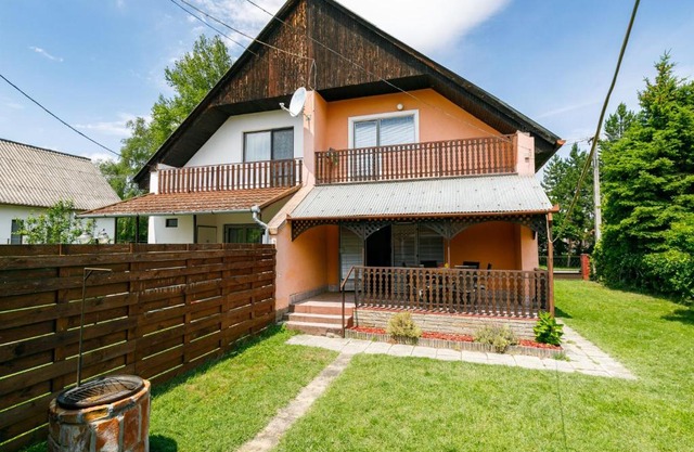 Holiday Home Clematis by Interhome