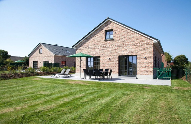 Holiday home for 8 guests with 140m² in Westermarkelsdorf (51526)