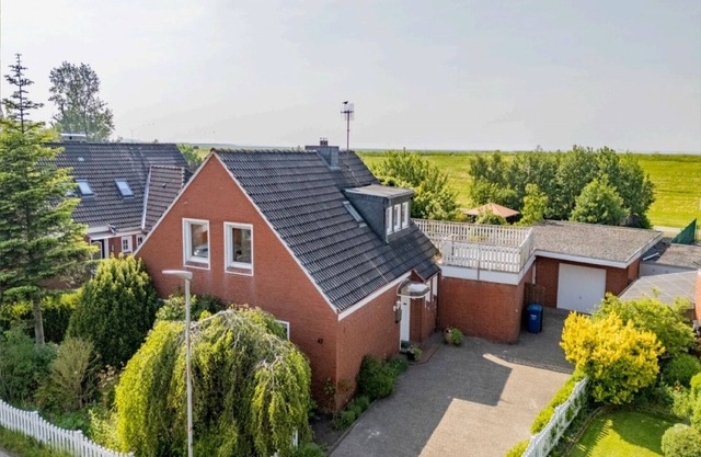 Holiday Home 'Haus Kalle' with Wi-Fi and Air Conditioning