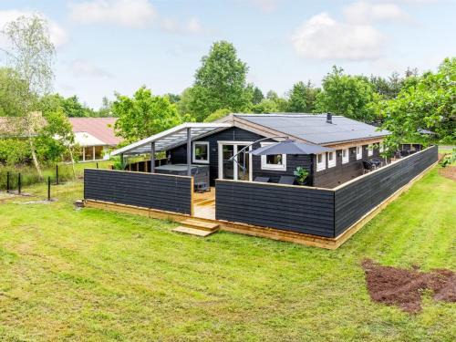 Holiday Home Dorothea - from the sea by Interhome