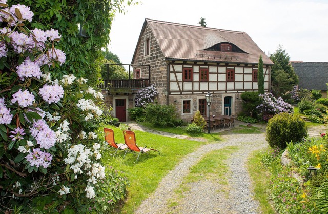 Holiday Home 'Ferienhaus Zum Rundling' with Private Terrace, Shared Garden and Wi-Fi