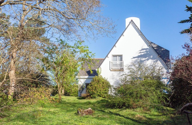 Holiday Home 'Grande Maison Familiale' with Private Terrace and Private Garden