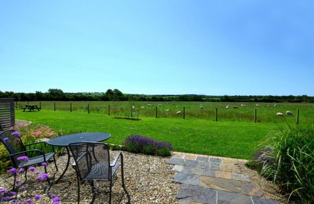 Holiday Home Holly by Interhome