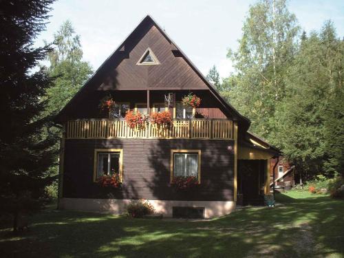 Holiday home in Dolni Dvur 2374