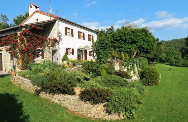 Holiday Home in Roč with Terrace, Air condition, WIFI, Washing machine (3458-1)