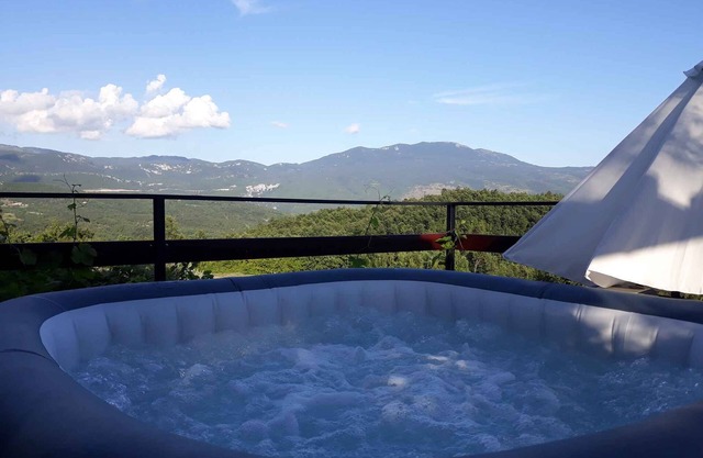 Holiday home in the nature with vineyard and olive groves