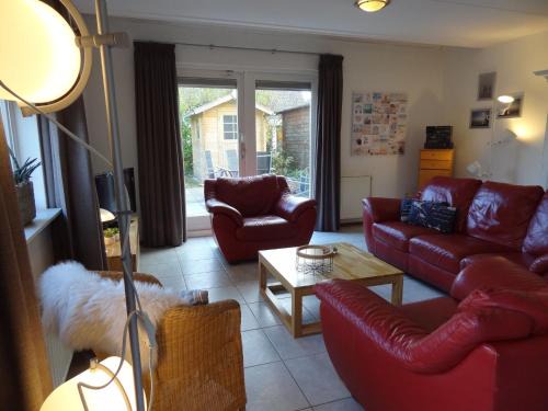 Holiday Home in Zeeland with Garden