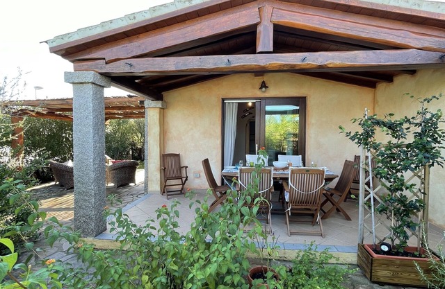 Holiday Home just 1 km far from Porto Ainu Beach