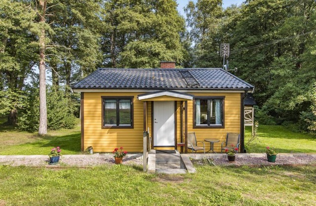 Holiday Home Kjuge Gula Huset by Interhome