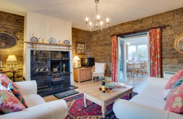 Holiday Home Lobster Pot Cottage by Interhome