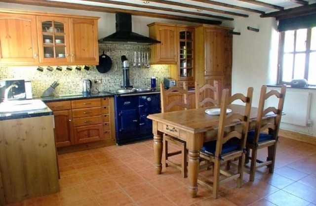 Holiday Home Luccombe Barn by Interhome