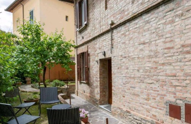 Holiday Home 'Perugia Centrale Via Del Toppo' with Private Garden and Wi-Fi