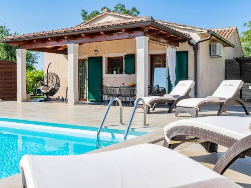 Holiday Home Poli Murvu by Interhome