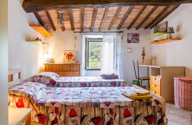 Holiday Home 'Querciagrossa Da Dora' with Private Pool, Private Terrace and Wi-Fi