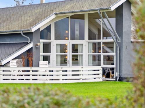 Holiday Home Thrugels - 600m from the sea by Interhome