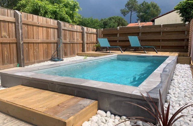 Holiday Home 'Villa Des Ponteils' with Private Pool, Wi-Fi and Air Conditioning