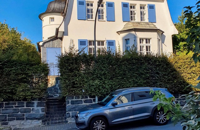Holiday Home 'Villa Meschede' with Private Terrace and Private Garden