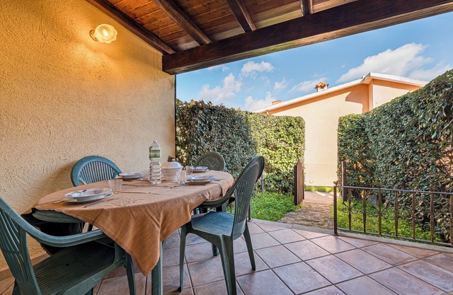 Holiday Home 'Villetta Lu Lioni' with Private Terrace, Private Garden and Air Conditioning