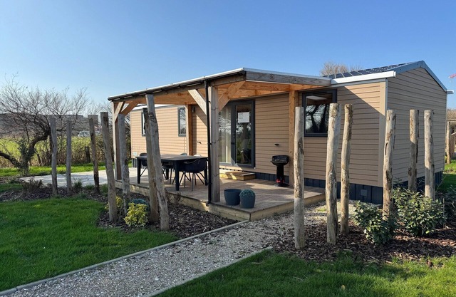 Holiday Home w/Garden