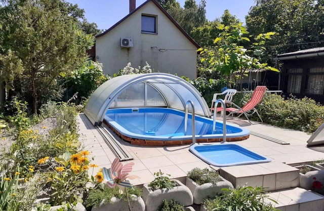 Holiday home with wellness facilities and sauna