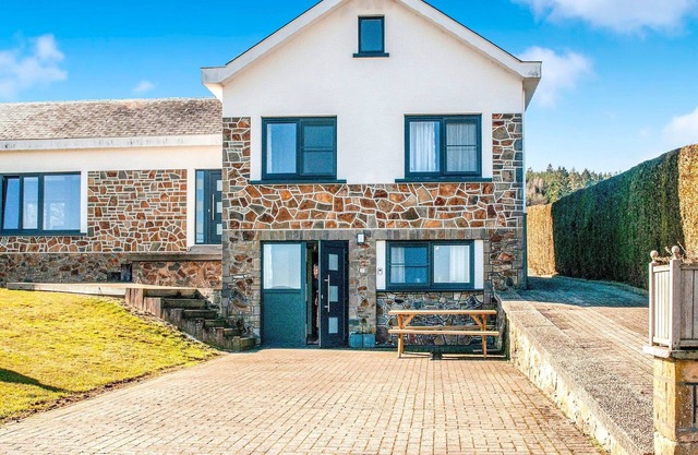 Holiday Home with Garden