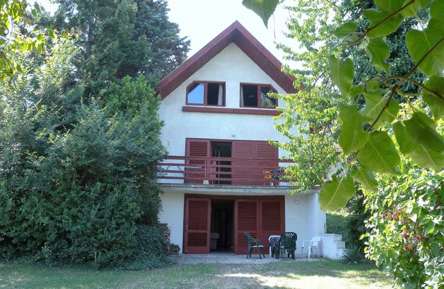 Holiday home with garden and billiards