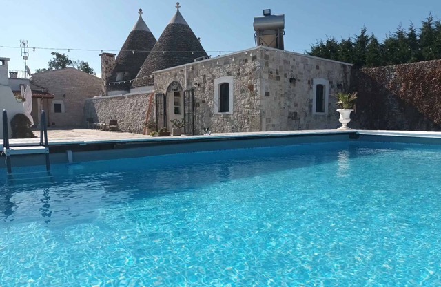 Holiday home with outpool