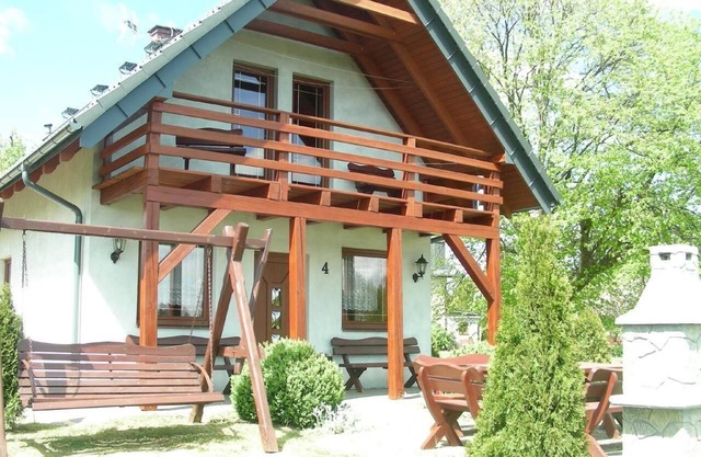 Holiday home with water view