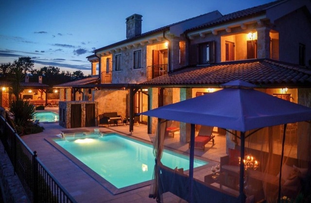 Holiday house Berna - pool house: - Malinska, Island Krk, Croatia