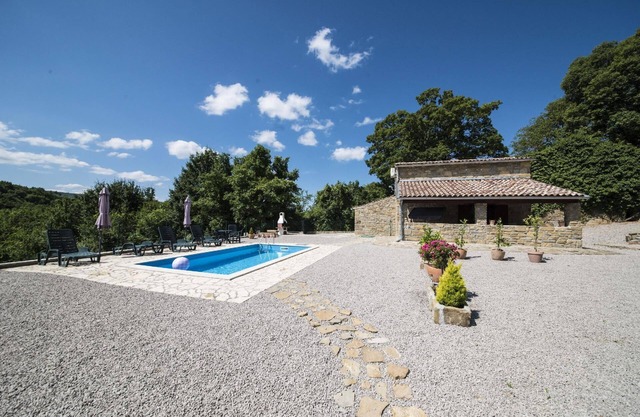 Holiday house Buzet for 1 - 4 persons with 2 bedrooms - Holiday house