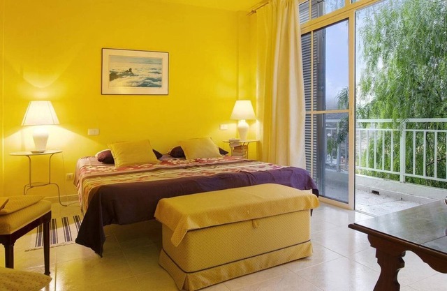 Holiday house Gamonal for 1 - 6 persons with 3 bedrooms - Row house