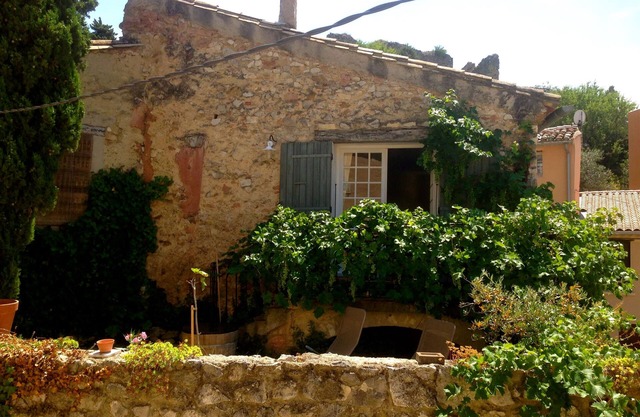 Holiday house Gigondas for 1 - 4 persons with 2 bedrooms - Holiday home