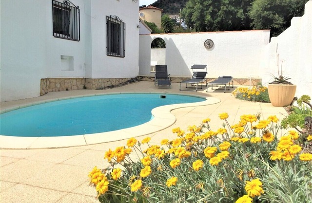 Holiday house in a quiet location, sea view, private pool, near the beach