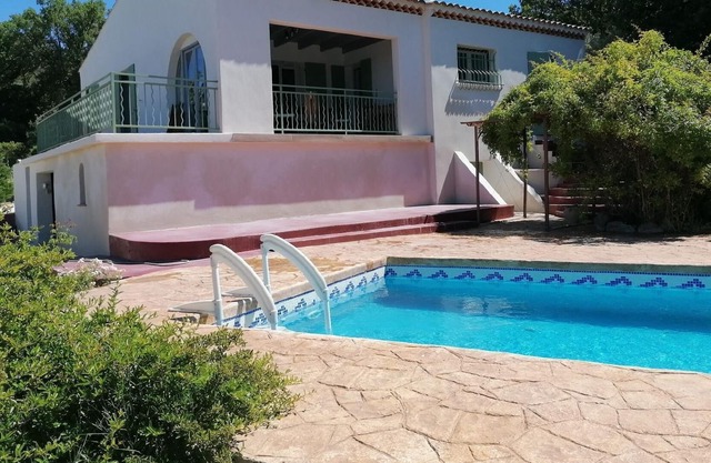 Holiday house La Verdière for 1 - 6 persons with 2 bedrooms - Holiday house