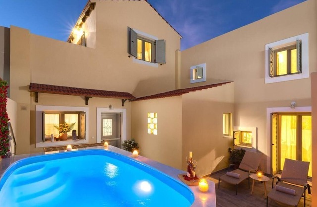 Holiday house Rodos for 1 - 6 persons with 3 bedrooms - Holiday home