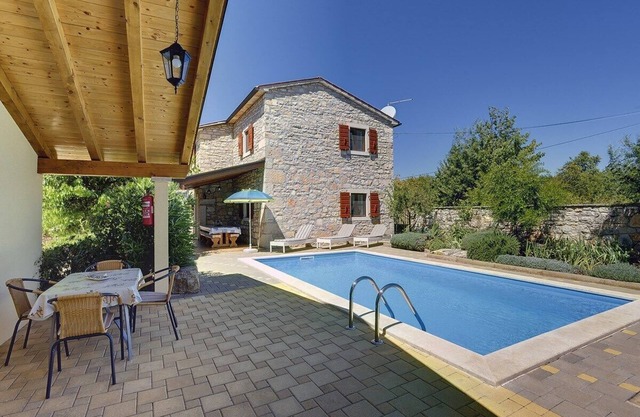 Holiday house Susnjici for 1 - 6 persons with 3 bedrooms - Holiday home
