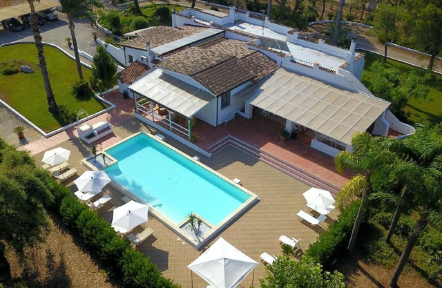 Holiday house Ugento for 1 - 18 persons with 9 bedrooms - Holiday home