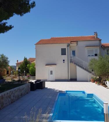 Holiday House 'Villa Flora'