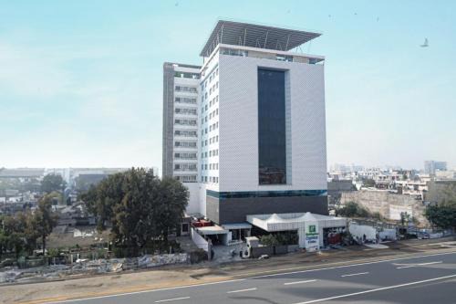 Holiday Inn Express & Suites Jaipur Gopalpura by IHG
