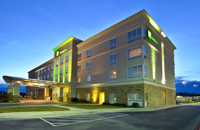 Holiday Inn Killeen – Fort Hood Area by IHG