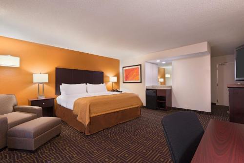 Holiday Inn Knoxville West - Cedar Bluff Rd by IHG