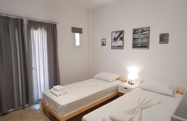 Holiday Pension Anna, in Agios Ioannis, halfway to Glyfada beach from Corfu town