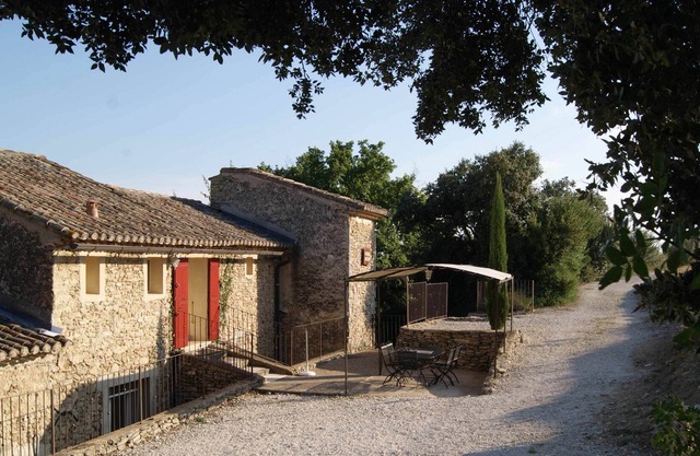 Holiday rentals in countryside in the heart of Provence, very nice, very quiet