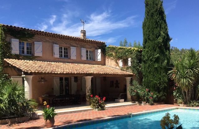 Holiday rental in Provence for 8 people