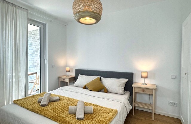 HolidayHome Apartments | Airport Deluxe Condo with Terrace