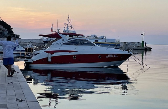 holidays on a boat!!! The good life!