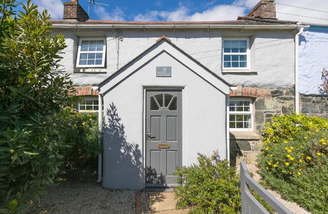 Holly Cottage